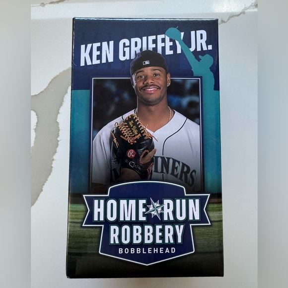 Ken Griffey Jr. Home Run Robbery Bobblehead - Picture 1 of 5